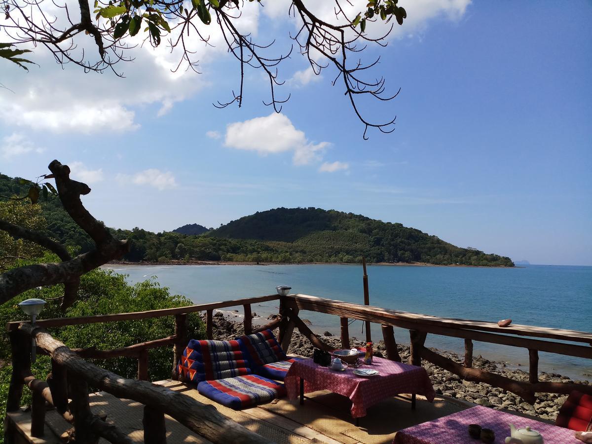 Rock View Terrace Hotel Koh Jum Eksteriør billede